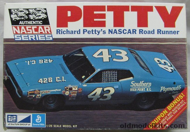 MPC 1/25 Richard Pettys NASCAR Plymouth Road Runner, 1-1701-225 plastic model kit